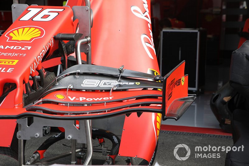 Ferrari SF90 front wing detail 