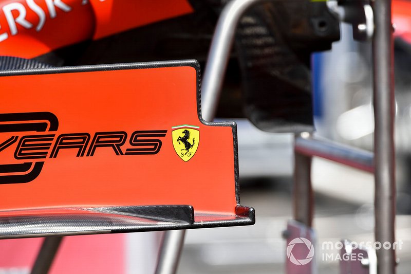 Front wing of Ferrari SF90 