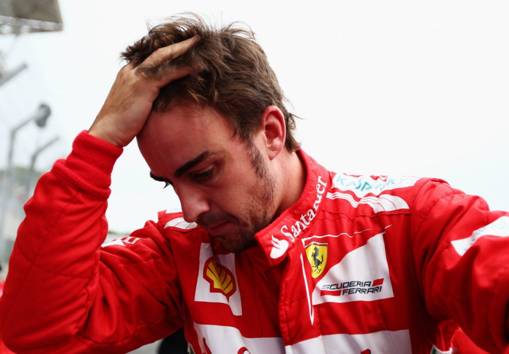 F1 experts agree: Lewis Hamilton has steered clear of key error Fernando Alonso made at Ferrari | ScuderiaFans.com
