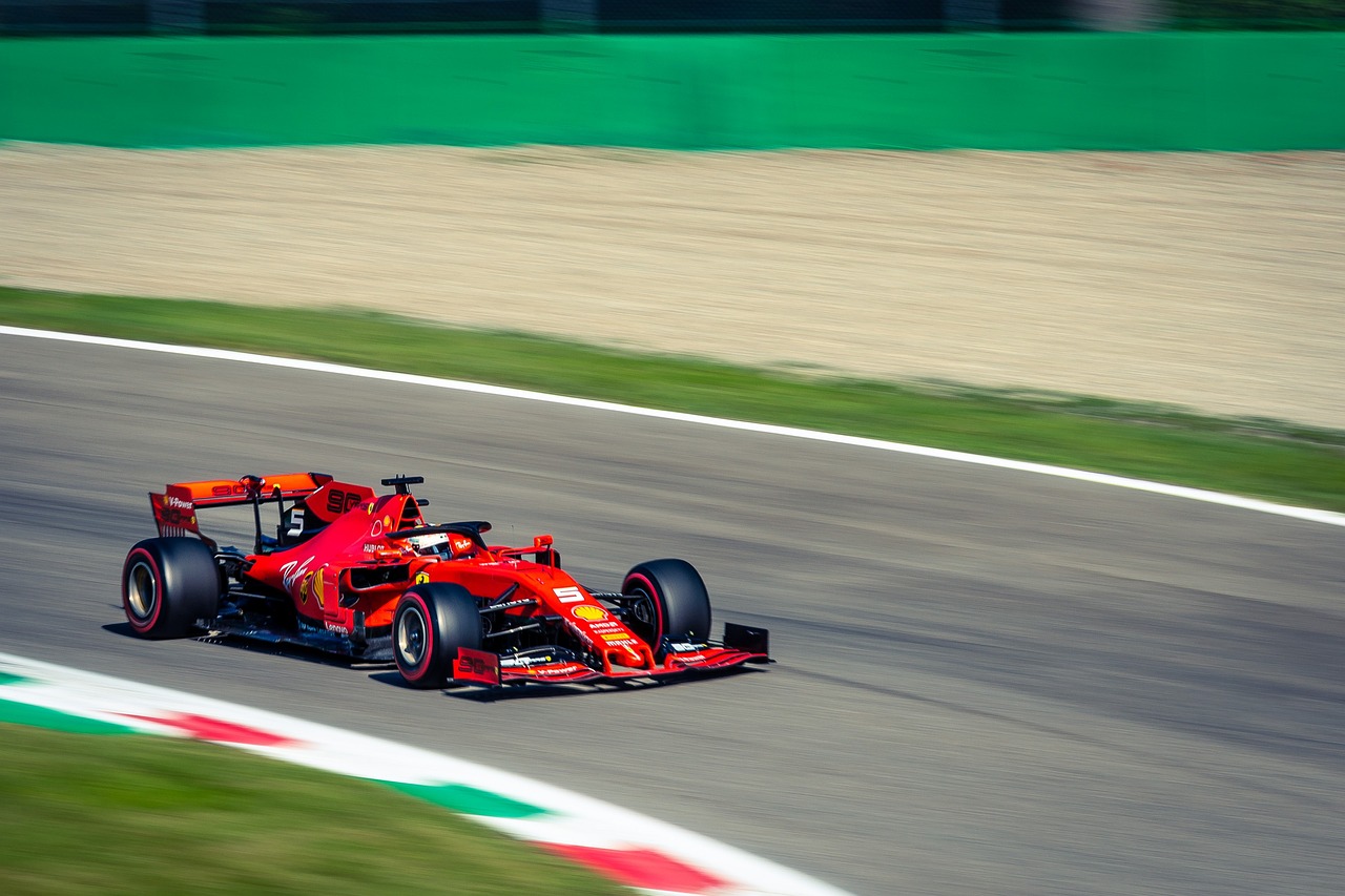Free Racing F1 photo and picture