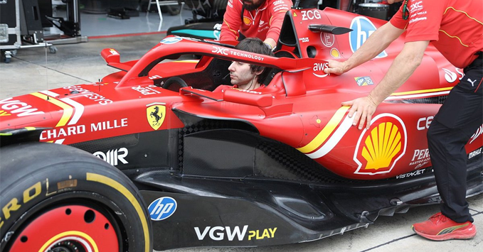 Ferrari SF-24 mechanics garage