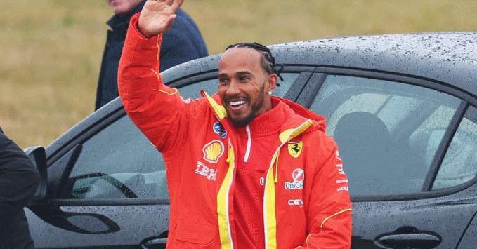 Lewis Hamilton Ferrari