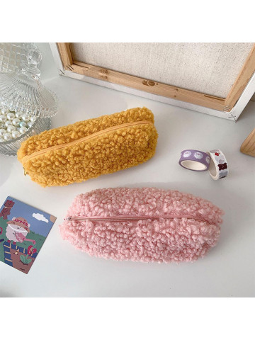 Wool pencil case